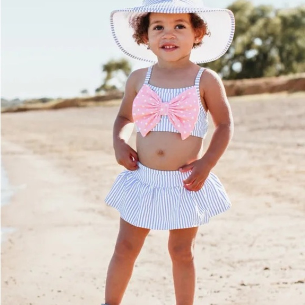 NWT ruffle butts bow skirted bikini